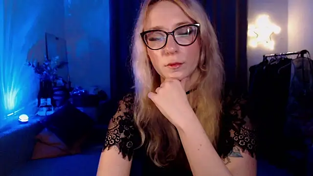 Snapshot of welliza chatting on October 28, 2025, 1:39 am welliza online show from October 28, 2025, 1:39 am