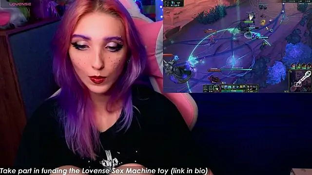 Violet Noir online show from September 10, 2025, 5:23 pm