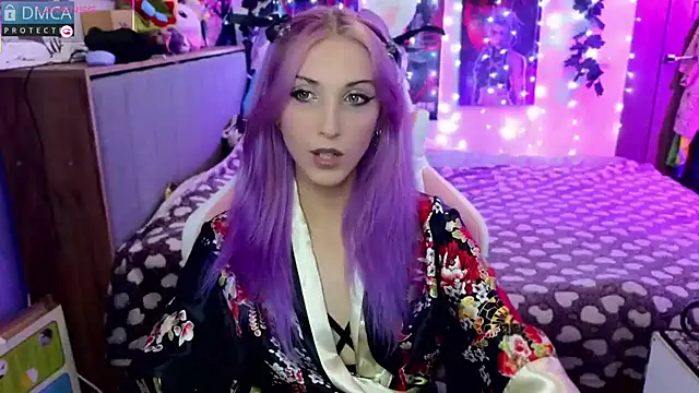 Violet Noir online show from January 23, 2025, 9:18 am