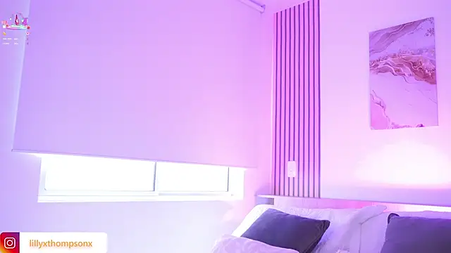 LillyThompson online show from October 2, 2025, 8:56 pm