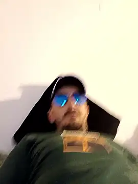 Adriandan1982 online show from April 15, 2026, 6:12 pm