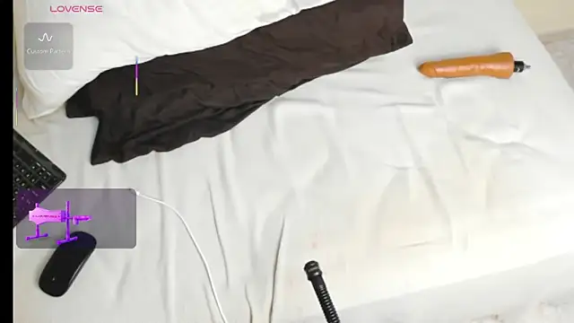 morganaca online show from September 30, 2025, 5:52 pm