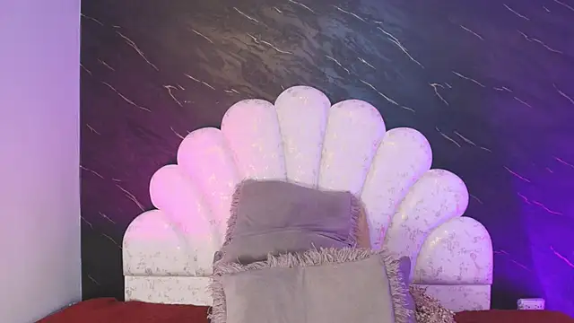  MiaBrown  online show from March 28, 2026, 12:06 pm