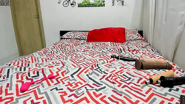 Snapshot of carlos_and_diana chatting on April 4, 2026, 10:27 pm carlos and diana online show from April 4, 2026, 10:27 pm