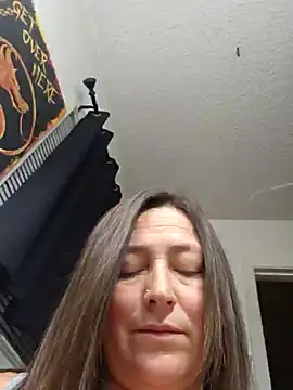 Snapshot of angelbaby1998 chatting on December 7, 2024, 9:11 am angelbaby1998 online show from December 7, 2024, 9:11 am