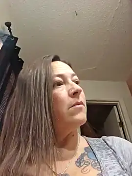 Snapshot of angelbaby1998 chatting on January 11, 2025, 10:40 pm angelbaby1998 online show from January 11, 2025, 10:40 pm