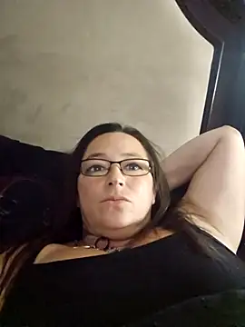 Snapshot of angelbaby1998 chatting on September 21, 2025, 10:48 pm angelbaby1998 online show from September 21, 2025, 10:48 pm