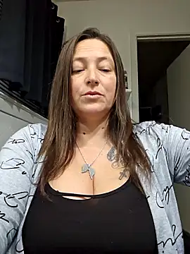 Snapshot of angelbaby1998 chatting on December 22, 2024, 5:55 am angelbaby1998 online show from December 22, 2024, 5:55 am