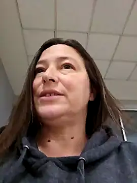 Snapshot of angelbaby1998 chatting on December 23, 2024, 3:18 am angelbaby1998 online show from December 23, 2024, 3:18 am