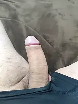 Snapshot of AndrePaus chatting on November 21, 2025, 10:09 pm AndrePaus online show from November 21, 2025, 10:09 pm