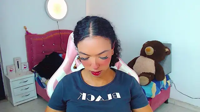 Tanedra collings online show from April 10, 2026, 1:56 am