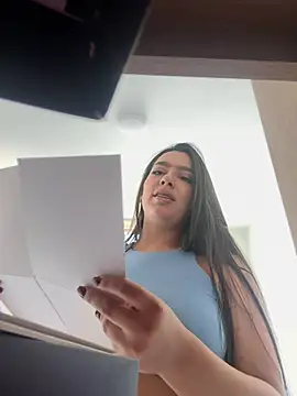 Snapshot of Nicollemays chatting on February 27, 2026, 4:07 pm Nicollemays online show from February 27, 2026, 4:07 pm