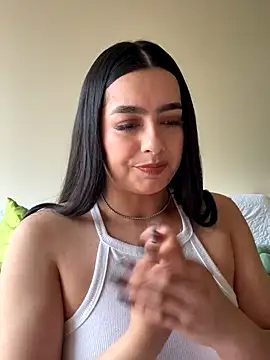 Snapshot of Nicollemays chatting on October 8, 2025, 2:18 pm Nicollemays online show from October 8, 2025, 2:18 pm