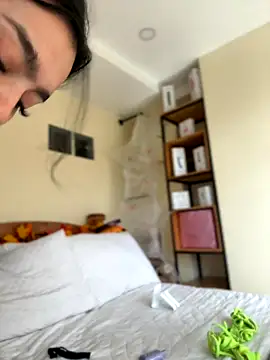 Snapshot of Nicollemays chatting on November 8, 2025, 3:15 pm Nicollemays online show from November 8, 2025, 3:15 pm