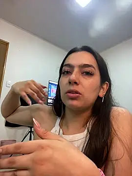 Snapshot of Nicollemays chatting on March 22, 2025, 12:14 pm Nicollemays online show from March 22, 2025, 12:14 pm