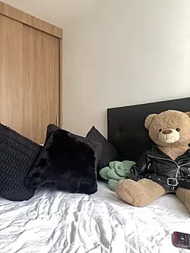 Snapshot of Nicollemays chatting on January 12, 2026, 6:15 pm Nicollemays online show from January 12, 2026, 6:15 pm