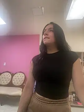 Snapshot of Nicollemays chatting on March 18, 2025, 12:06 pm Nicollemays online show from March 18, 2025, 12:06 pm