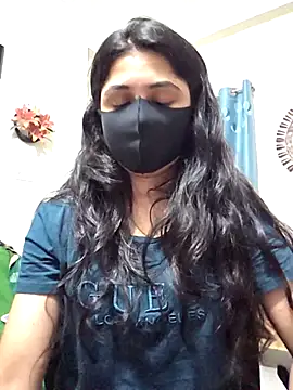 Snapshot of Suvosri chatting on March 11, 2026, 4:45 pm Suvosri online show from March 11, 2026, 4:45 pm