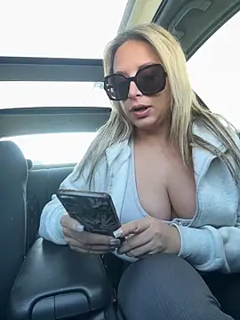Snapshot of Cute_Anissa chatting on March 19, 2026, 10:04 am Cute Anissa online show from March 19, 2026, 10:04 am