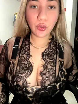 Snapshot of Celestedubois chatting on November 14, 2025, 8:12 pm Celestedubois online show from November 14, 2025, 8:12 pm