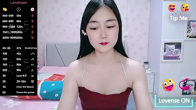 Snapshot of Elvira_baby chatting on April 1, 2026, 1:41 pm Elvira baby online show from April 1, 2026, 1:41 pm