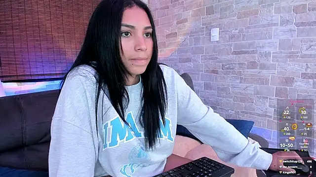 Snapshot of SALOME_CLARK1 chatting on February 24, 2025, 3:20 pm SALOME CLARK1 online show from February 24, 2025, 3:20 pm