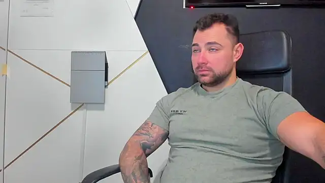 Snapshot of DuncanStone chatting on January 12, 2026, 5:03 am DuncanStone online show from January 12, 2026, 5:03 am