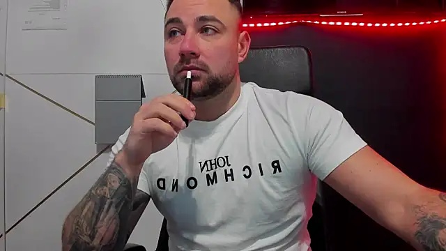 Snapshot of DuncanStone chatting on February 13, 2026, 4:56 am DuncanStone online show from February 13, 2026, 4:56 am