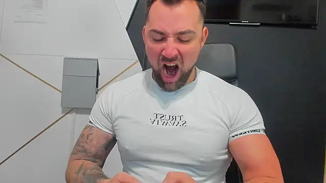 Snapshot of DuncanStone chatting on January 8, 2026, 6:41 am DuncanStone online show from January 8, 2026, 6:41 am