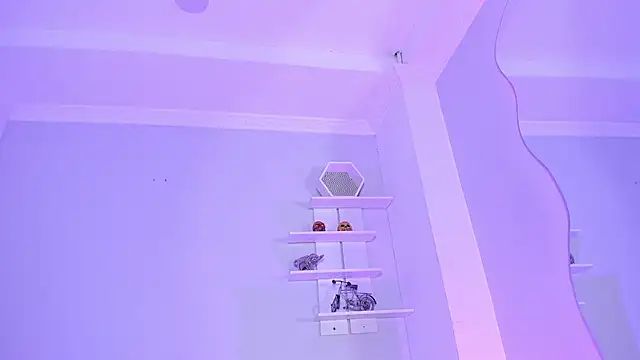 CamileHolmes online show from February 14, 2025, 3:54 am