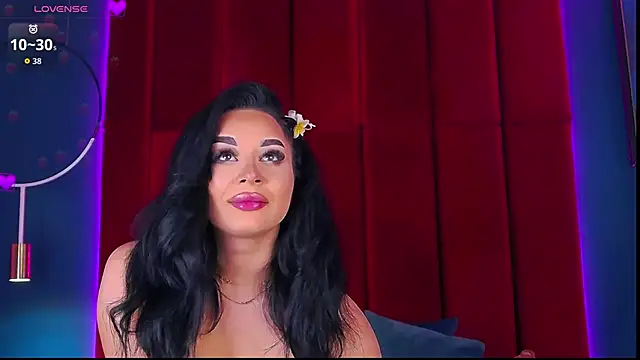 Snapshot of MadyLuxxx chatting on October 10, 2025, 7:15 pm MadyLuxxx online show from October 10, 2025, 7:15 pm