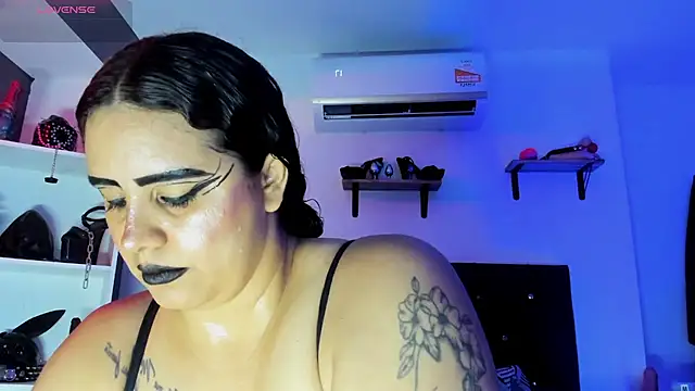 MariaGaitan online show from June 14, 2026, 5:03 pm