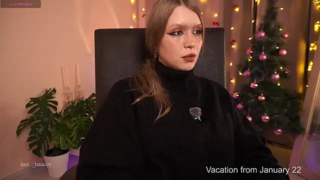 Snapshot of TataCoy chatting on January 14, 2026, 4:43 pm TataCoy online show from January 14, 2026, 4:43 pm