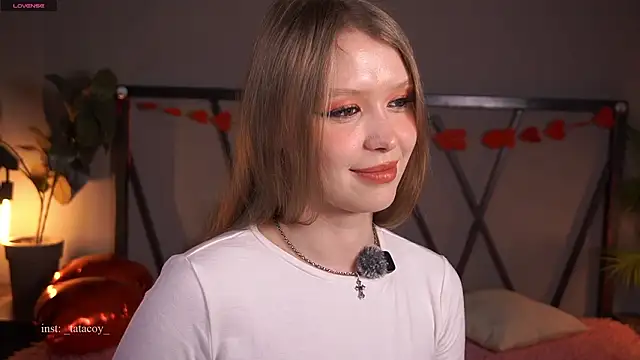 Snapshot of TataCoy chatting on February 17, 2026, 2:47 pm TataCoy online show from February 17, 2026, 2:47 pm