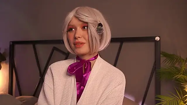 Snapshot of TataCoy chatting on December 5, 2025, 5:22 pm TataCoy online show from December 5, 2025, 5:22 pm