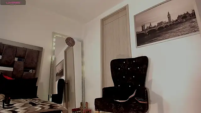 Snapshot of daiila_jonnes chatting on May 29, 2026, 7:42 pm daiila jonnes online show from May 29, 2026, 7:42 pm