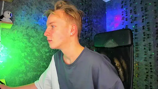 AlexxSweet online show from January 18, 2026, 7:01 am