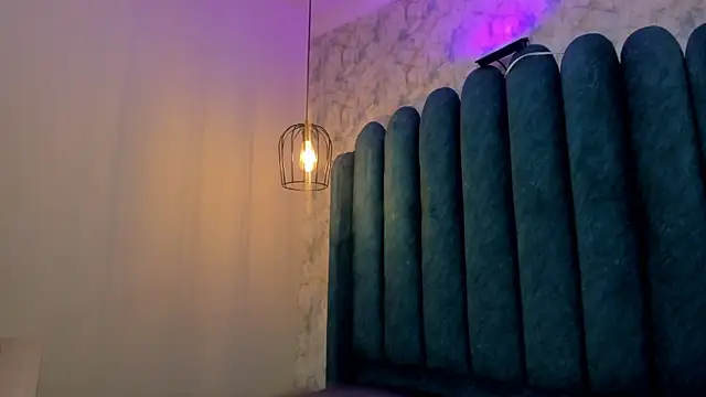 Snapshot of nalalye_cruzz_ chatting on May 13, 2026, 3:46 am nalalye cruzz online show from May 13, 2026, 3:46 am