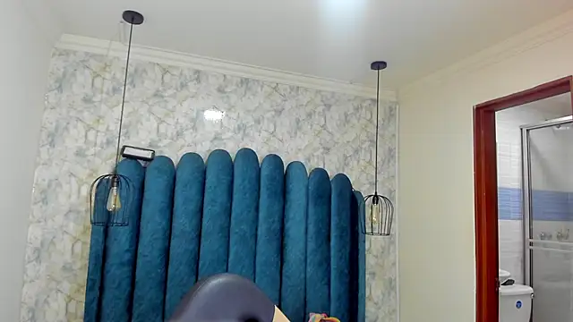 Snapshot of nalalye_cruzz_ chatting on March 19, 2026, 2:22 am nalalye cruzz online show from March 19, 2026, 2:22 am