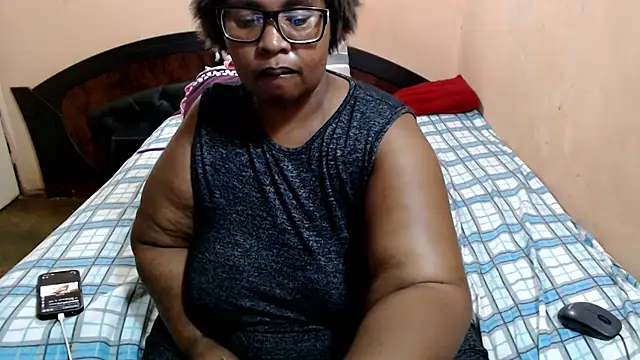 ZOQULUx online show from May 10, 2026, 6:21 pm