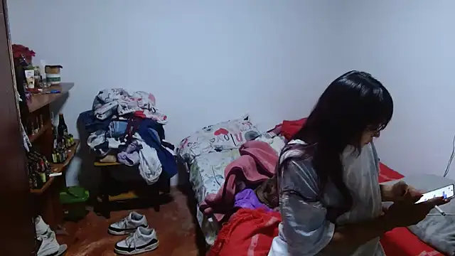 clarisse69 online show from March 7, 2026, 3:02 am