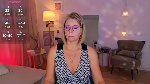 Annie Light online show from July 27, 2026, 6:31 am