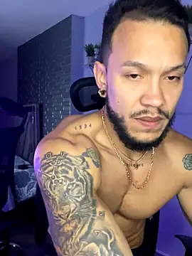 ARON TAYLER01 online show from November 9, 2025, 10:30 am