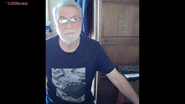 terrybare online show from April 21, 2026, 9:27 am