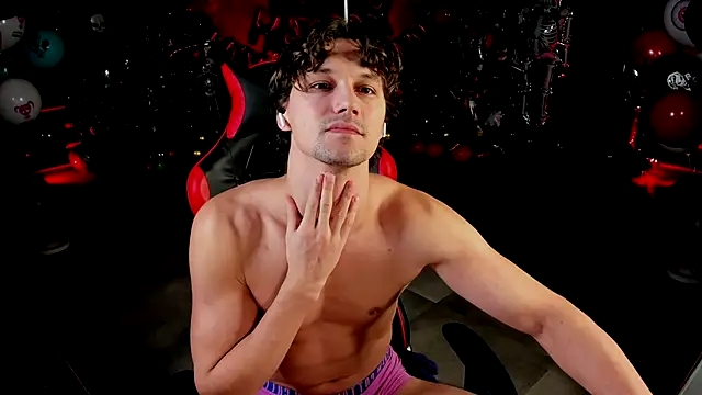 dirty-boss online show from November 19, 2025, 10:15 am