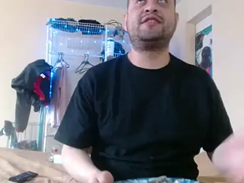 Snapshot of alphaswitchard chatting on December 21, 2024, 3:31 pm alphaswitchard online show from December 21, 2024, 3:31 pm