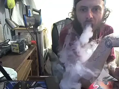 CloudDadddyyy420 online show from February 11, 2026, 9:03 pm