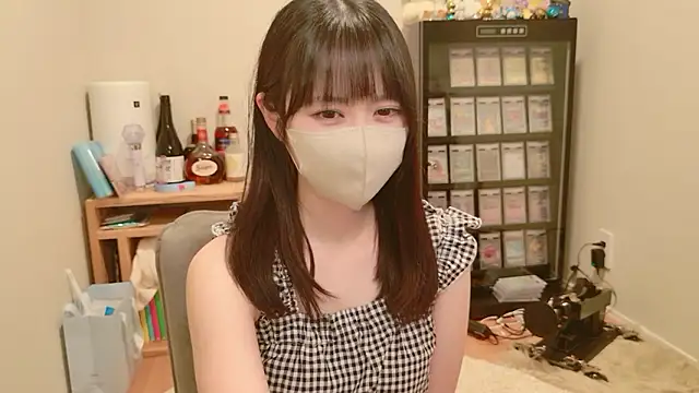 Snapshot of HIKARI_x0 chatting on June 2, 2026, 2:28 pm HIKARI x0 online show from June 2, 2026, 2:28 pm