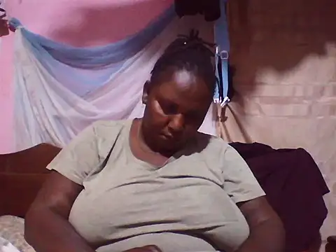 Snapshot of big_clits chatting on March 1, 2026, 9:15 pm big clits online show from March 1, 2026, 9:15 pm