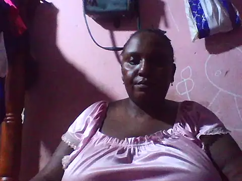 Snapshot of big_clits chatting on June 14, 2026, 10:00 pm big clits online show from June 14, 2026, 10:00 pm